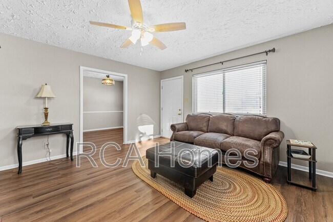 Foto del edificio - 3314 Vincz Dr