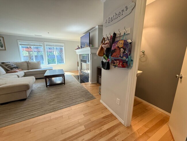 Foto del edificio - 3 Bedroom DuPont Home for Rent