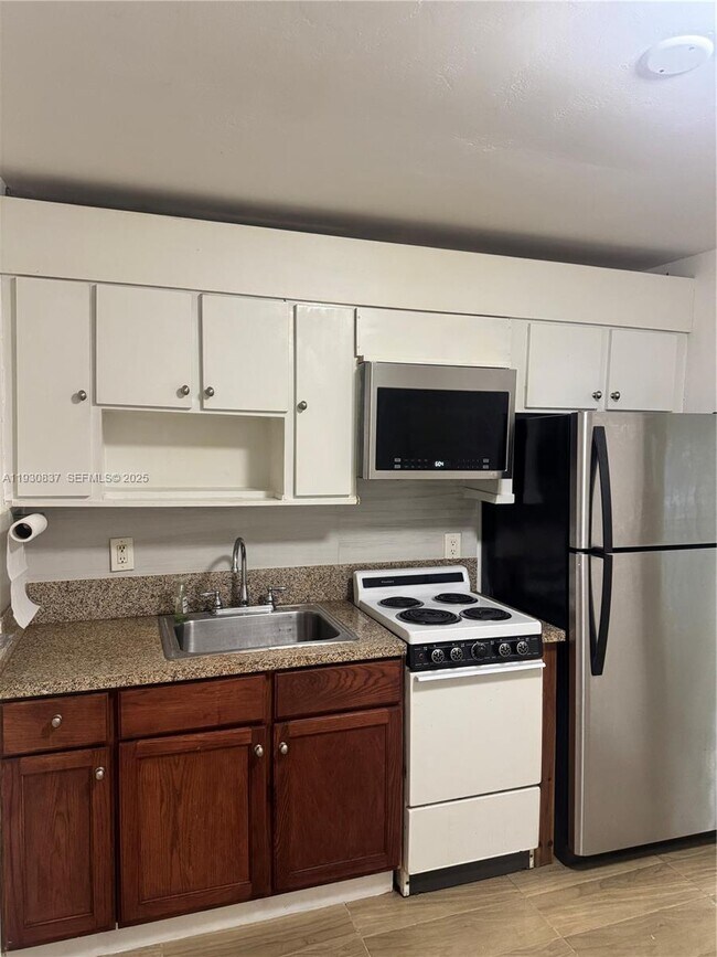 Foto del edificio - 227 SW 11th Ave