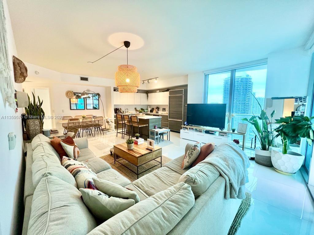 Foto principal - 1100 S Miami Ave