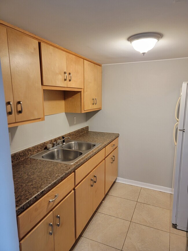 Building Photo - 6240 Lanier Dr