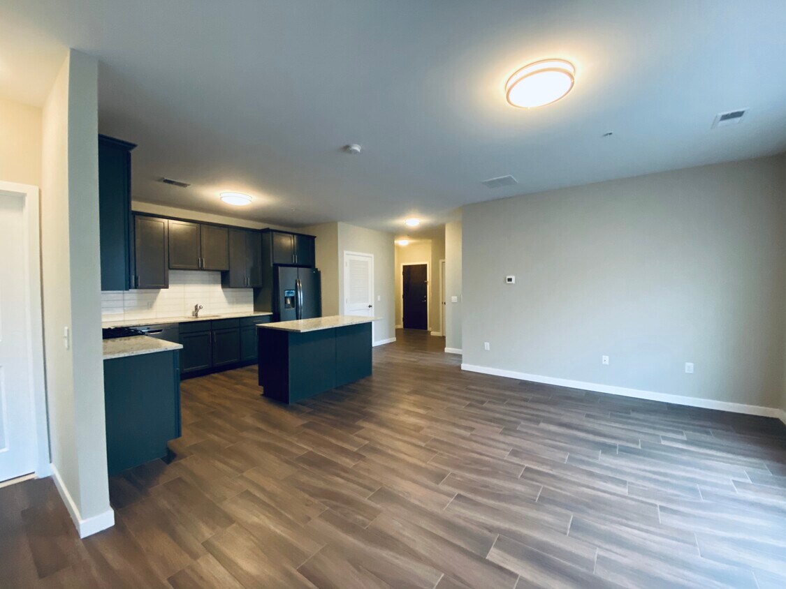 321 S Broad St, Elizabeth, NJ 07202 Apartments in Elizabeth, NJ