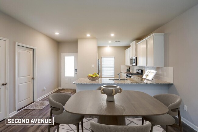 Building Photo - 2017 Jeanine Dr