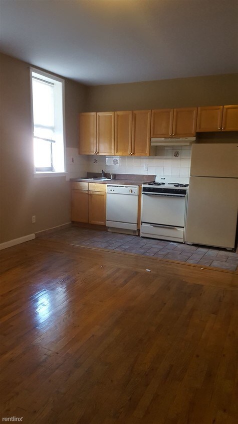 Primary Photo - 3130 12th St
