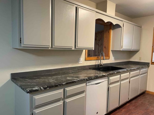 Building Photo - Charming 3 Bed, 2 Bath Home Near CSU & Old Town Fort Collins!