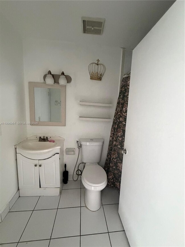Foto del edificio - 2170 W 60th St