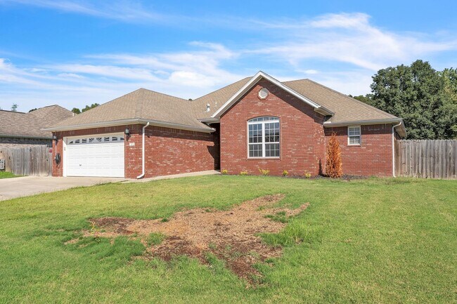 Photo - 3/2 Home with EV Charger, Great Outdoor Sp...