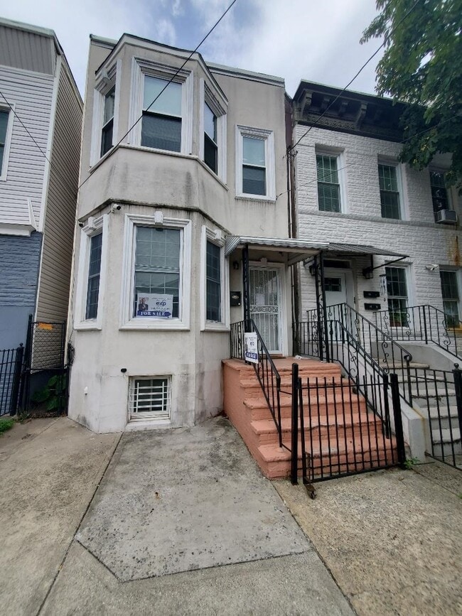Building Photo - 78 Belmont Ave