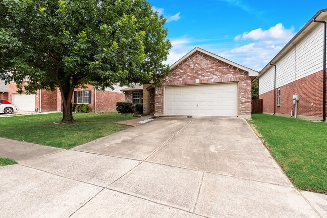 Building Photo - Charming & Spacious 3 Bedroom In North Keller