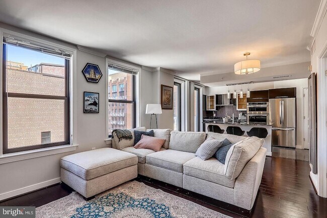 Foto del edificio - 631 D Street NW