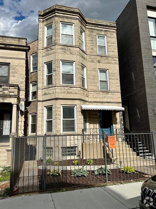 Building Photo - 819 N Rockwell St