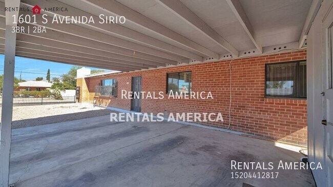 Charming 3 Bed 2 Bath Home on the Eastside - 4
