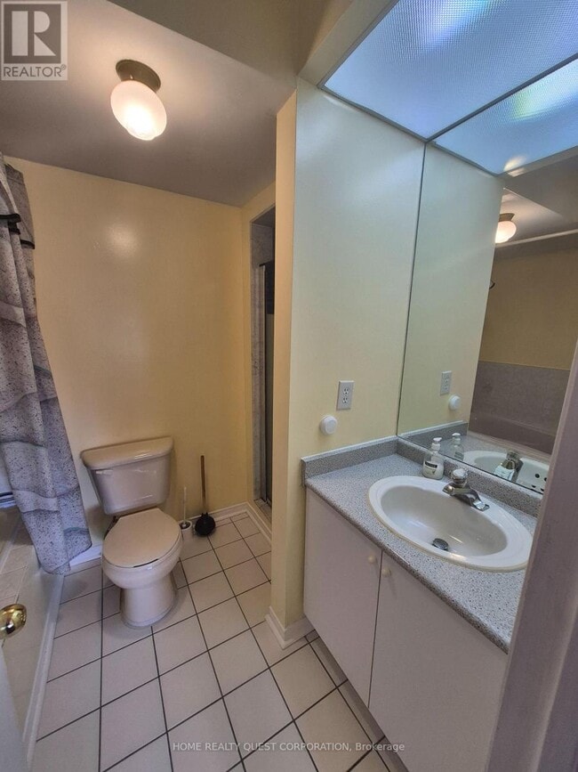 Building Photo - 455 Apache Ct