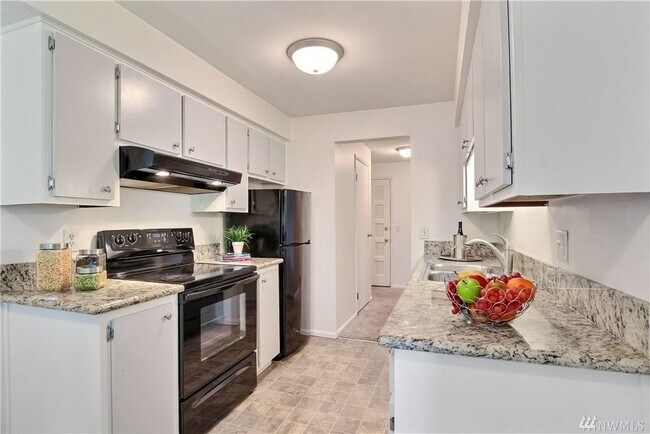 Foto del edificio - 17203 NE 45th St