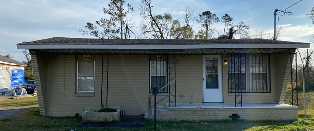 Primary Photo - Spacious 1/1 North LC