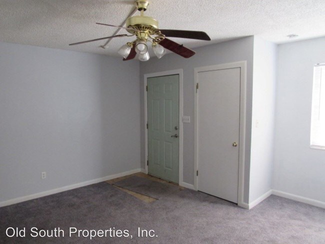 Building Photo - 2 br, 1 bath House - 2133 Schwab Ct