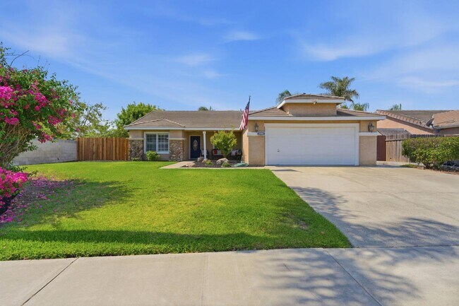 Building Photo - 3006 Mission Dr