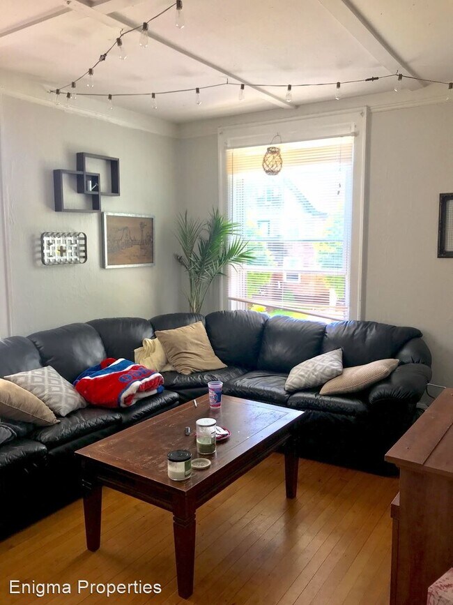 Foto del edificio - 2828 N Fratney St