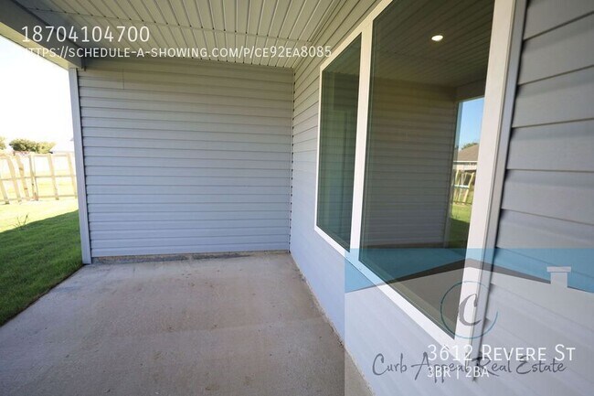 Foto del edificio - 3612 Revere St