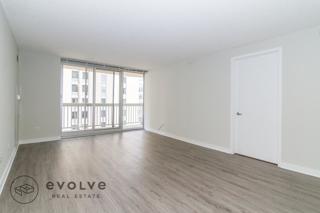 Foto del edificio - 540 N State St