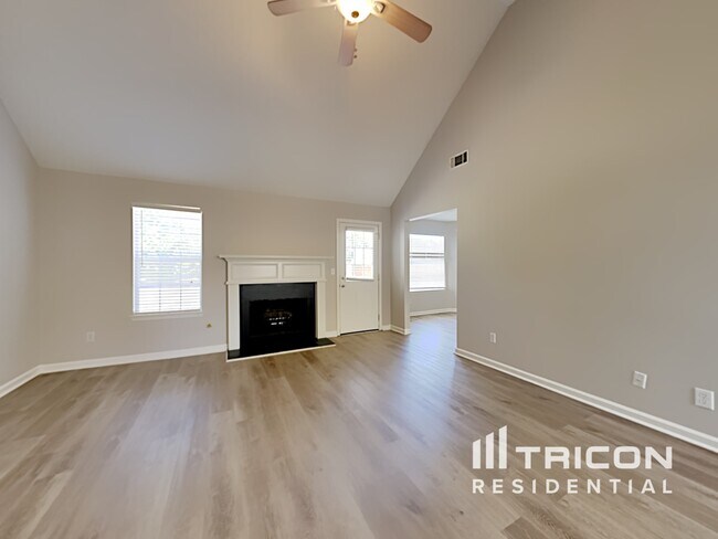 Foto del edificio - 4470 Millenium View Ct SW