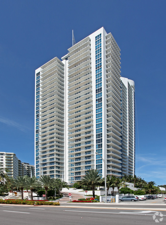 Ocean Palms Apartments - Hollywood, FL | Apartments.com