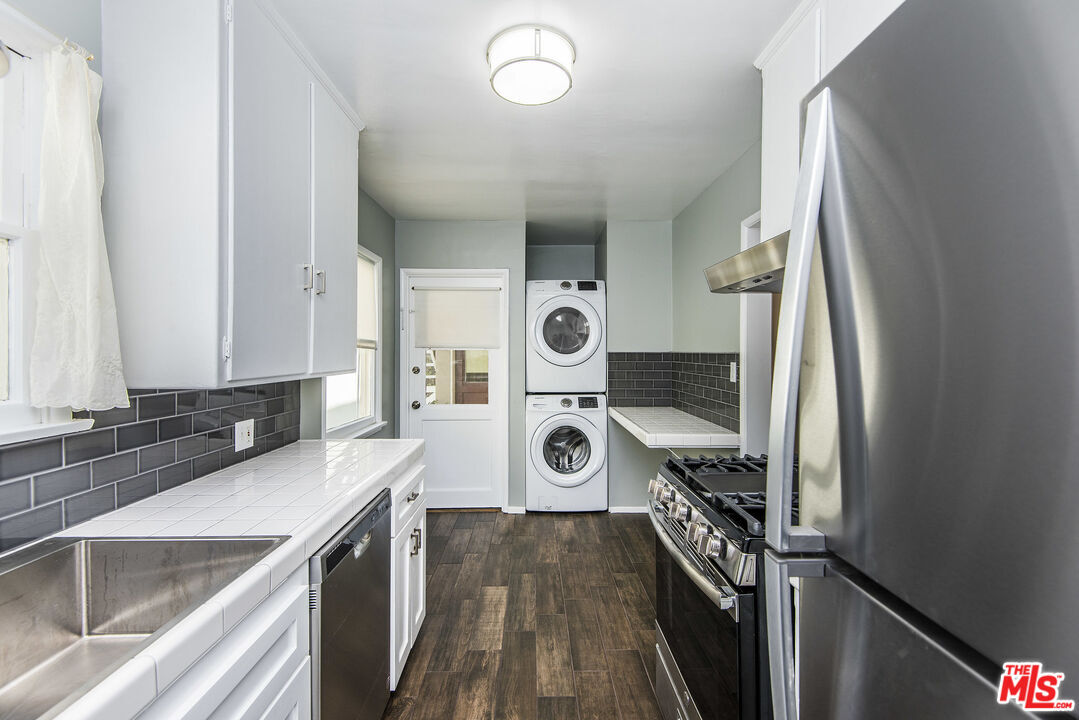 Foto principal - 2115 Ocean Park Blvd