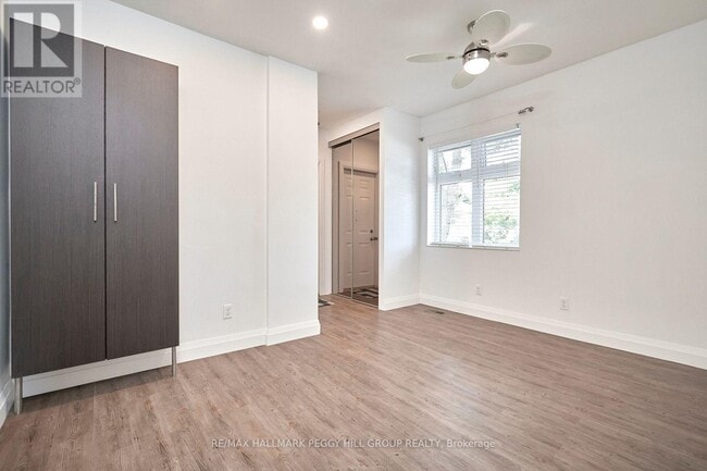 Building Photo - 77 Victoria St