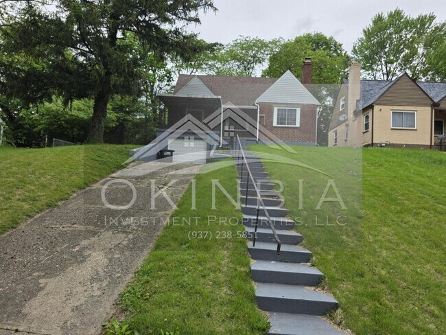 Foto del edificio - 2815 Oxford Ave