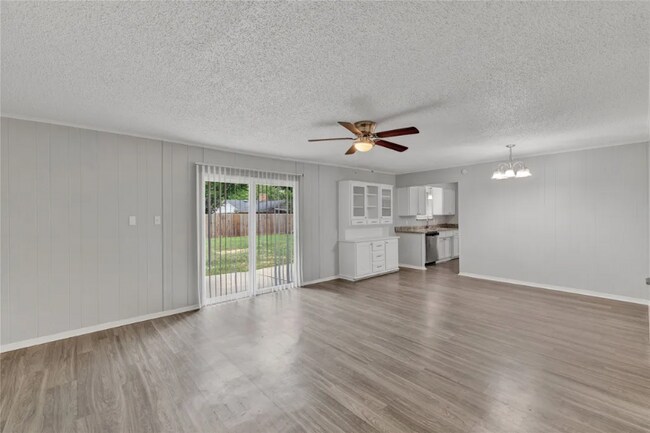 Building Photo - 205 San Jacinto Ct