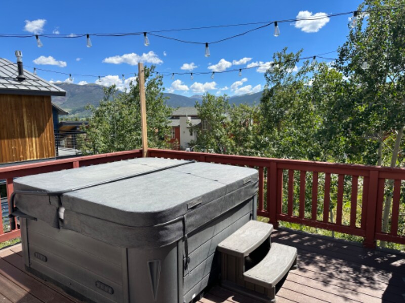 12 N Side Cir, Silverthorne, CO 80498 Townhome Rentals in