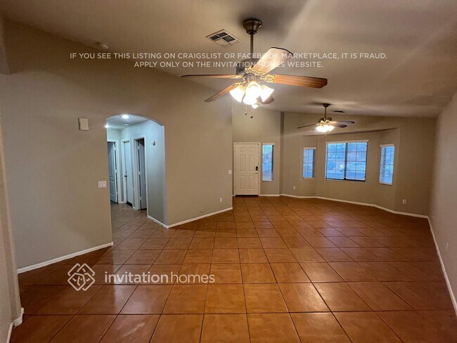 Building Photo - 7621 E Contessa St