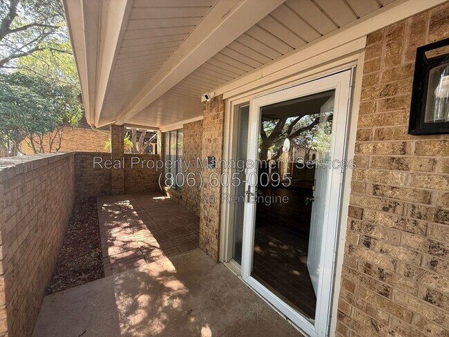 Foto del edificio - 3312 74th St