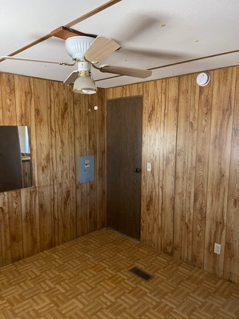 Building Photo - 244 Breezy Ln