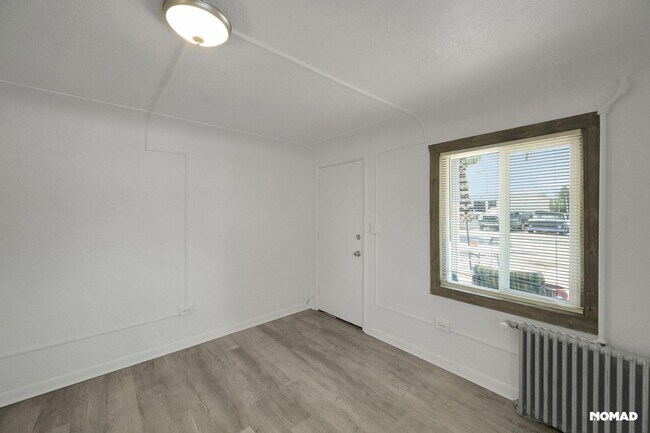 Foto del edificio - Clean affordable studio in Englewood