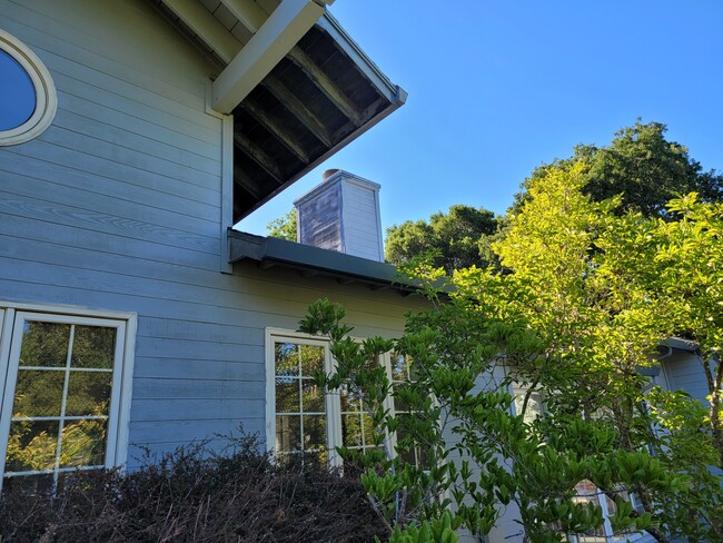 Building Photo - 4145 Alpine Rd