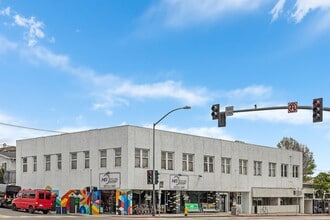 Building Photo - 3843 Park Blvd