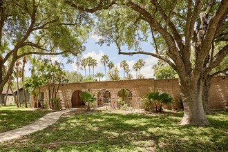 Building Photo - 5108 Manana Cir