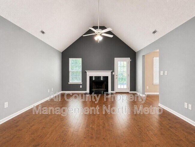 Foto del edificio - 4710 Middleboro Ln