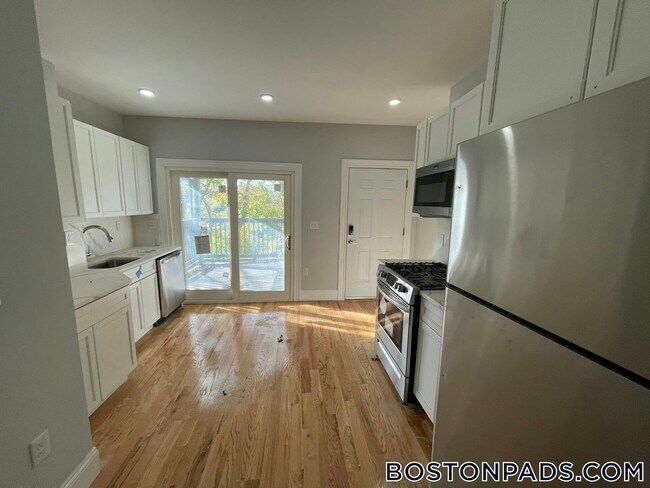 Foto del edificio - 372 Oxford St