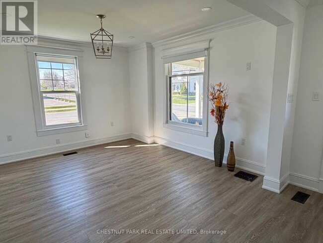 Building Photo - 29 Johnson St