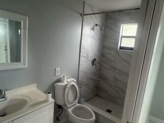 Building Photo - 2329 Fairway Dr