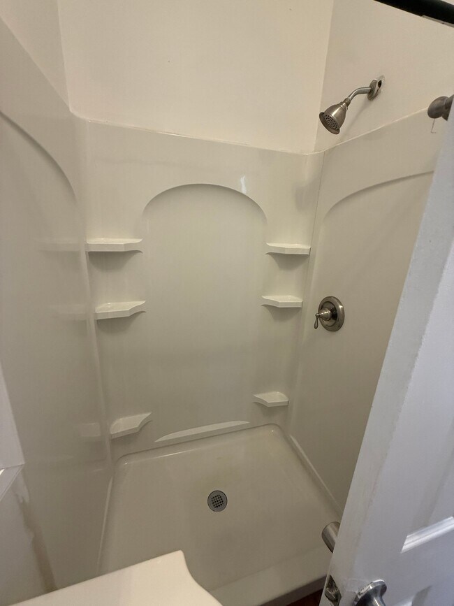 Foto del edificio - 2083 E Clearfield St