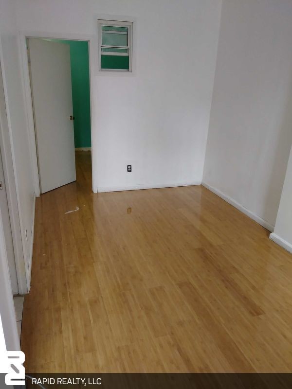 Foto principal - 734 4th Ave
