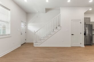 Interior Photo - Flyway Crossings