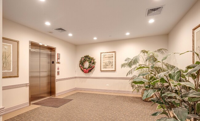 Entrance - 57 E Hattendorf Ave