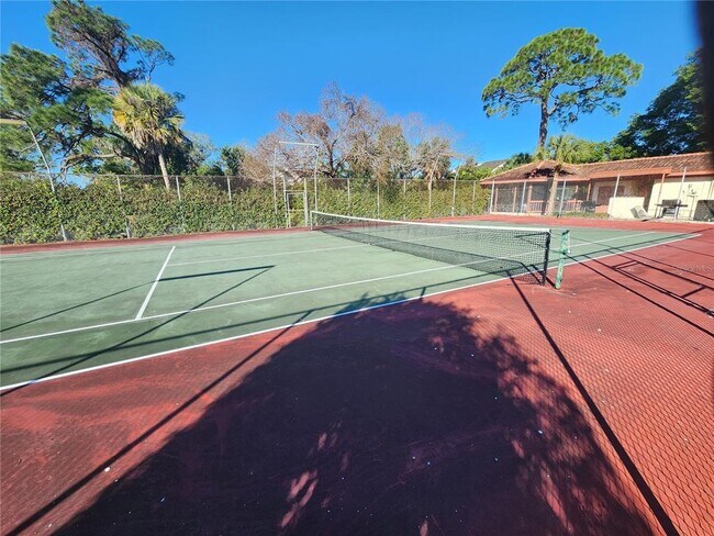Foto del edificio - 7500 40th Ave W