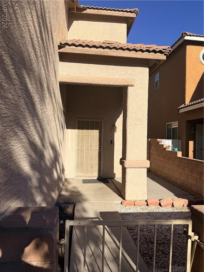 Foto del edificio - 2636 La Mata St
