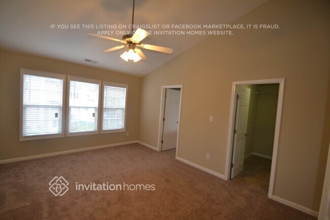 Foto del edificio - 7807 Green Mill Dr