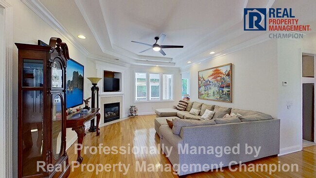 Building Photo - Unique Landfall Property with Private Pool